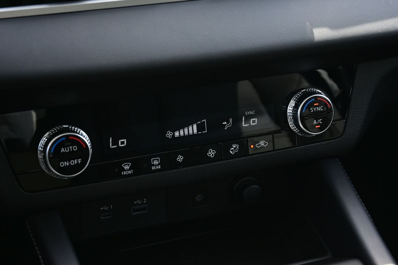 Mitsubishi Outlander Mitsubishi Outlander Hi-Line Plus 2.5L Petrol 4WD, Model 2025, Color White