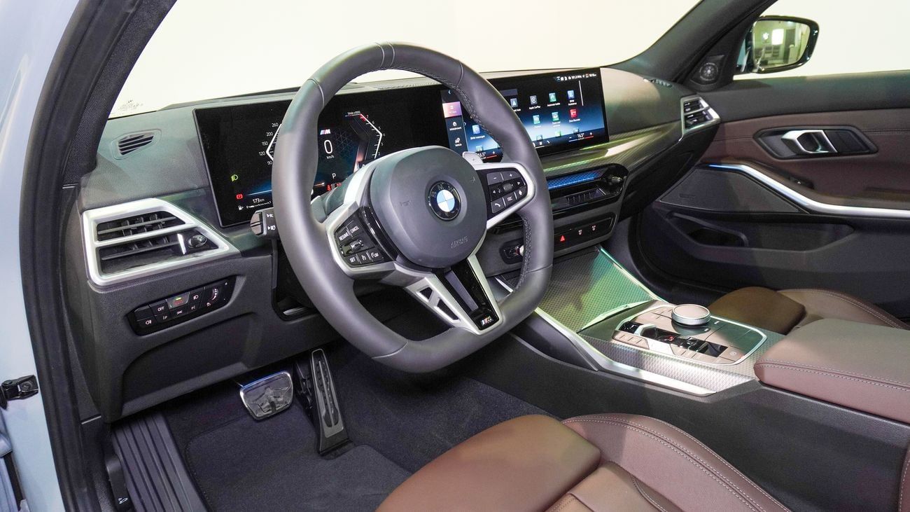 بي أم دبليو 330i M Kit