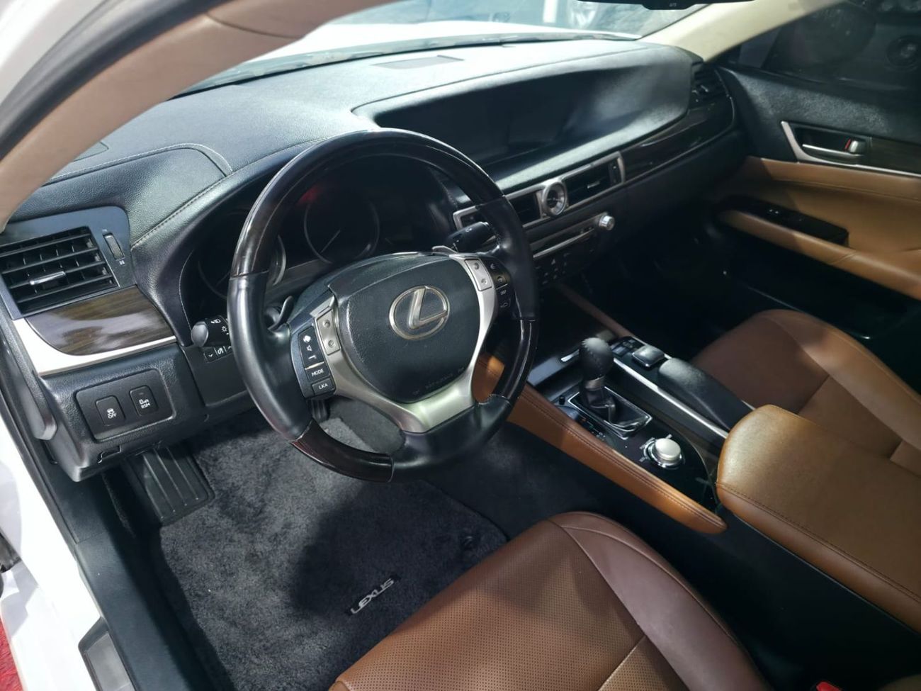 لكزس GS 250