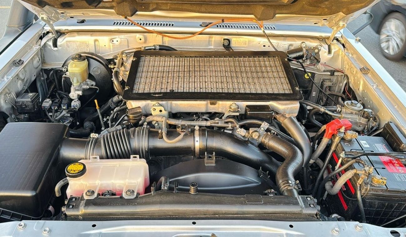 Toyota Land Cruiser Pick Up PREMIUM BULL BAR INSTALLED | RHD | 2010 | SINGLE CABIN | MANUAL TRANSMISSION | AIR SNORKEL | 4.5L DI