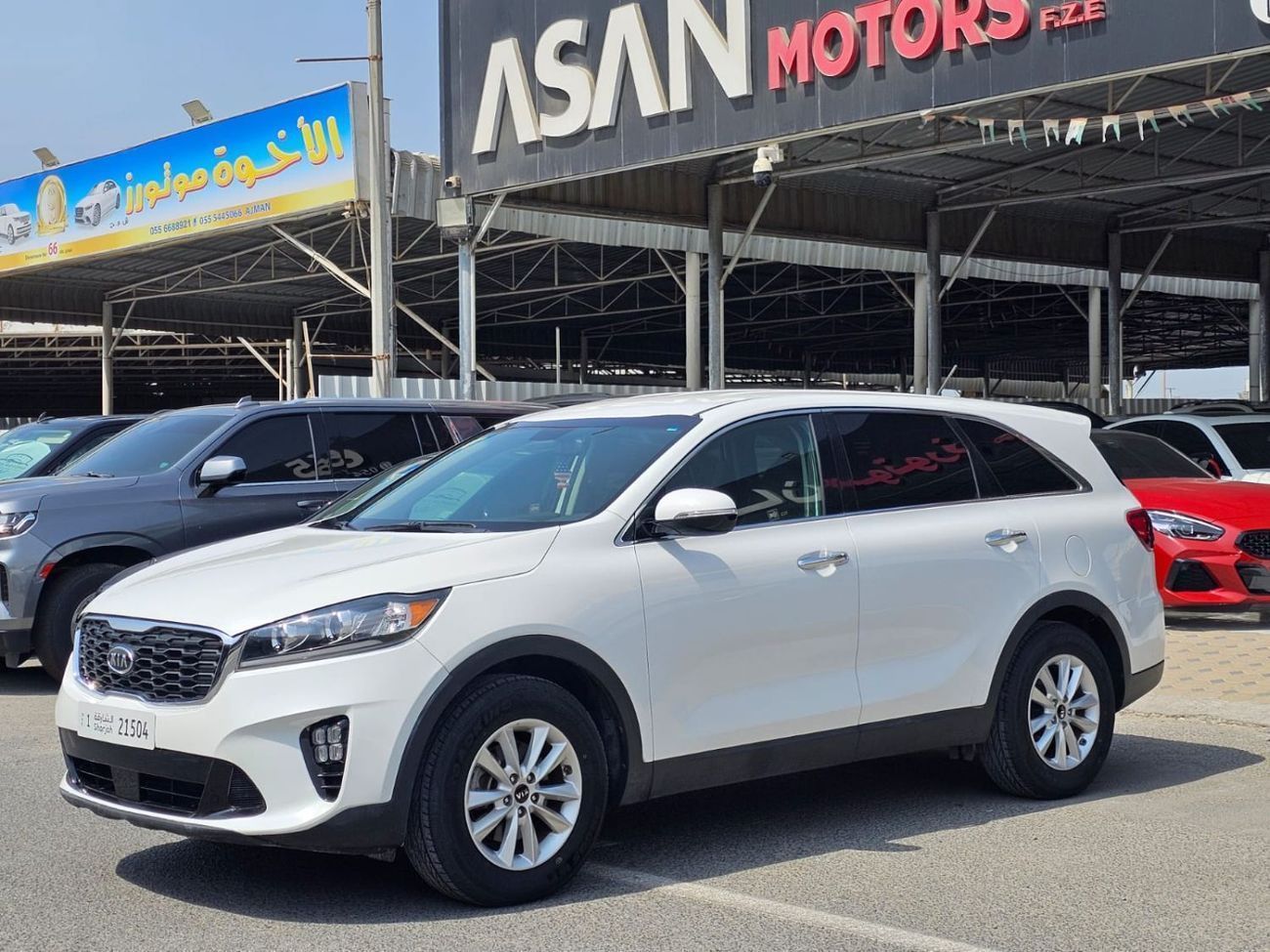 Kia Sorento Base 3.3L FWD
