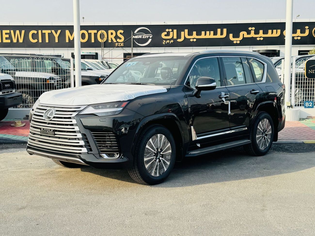Lexus LX 600 LEXUS 600 SIGNATURE 3.5L TWIN TURBO PTR F/O A/T BLACK 2025