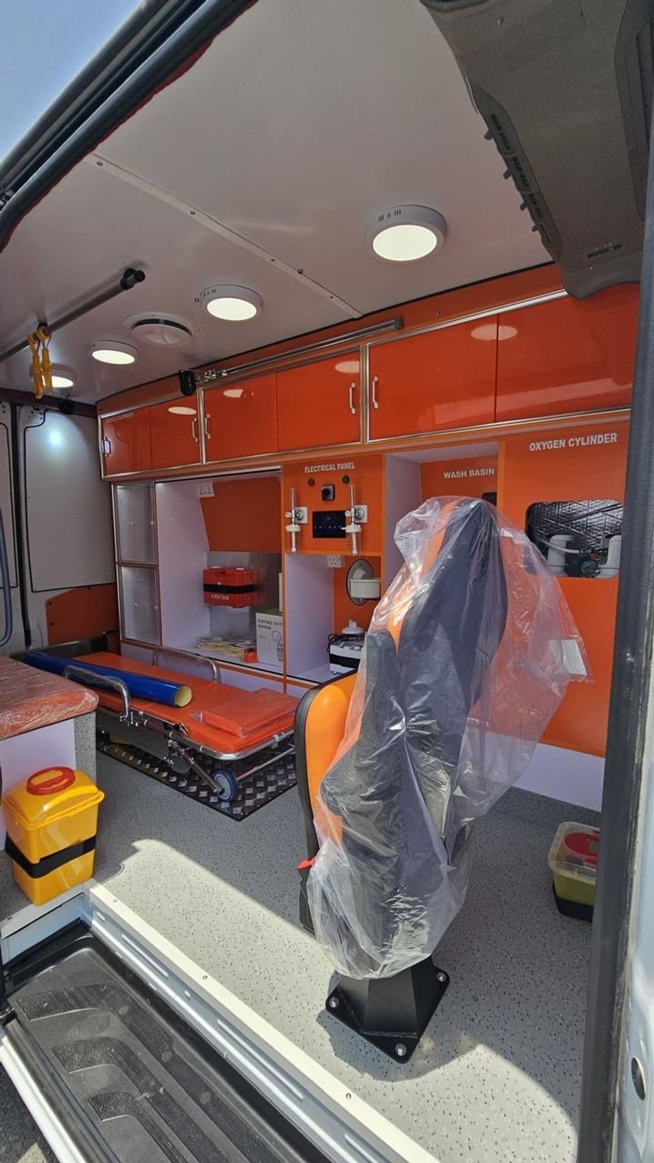 مرسيدس بنز سبرينتر Mercedes Benz Sprinter Ambulance