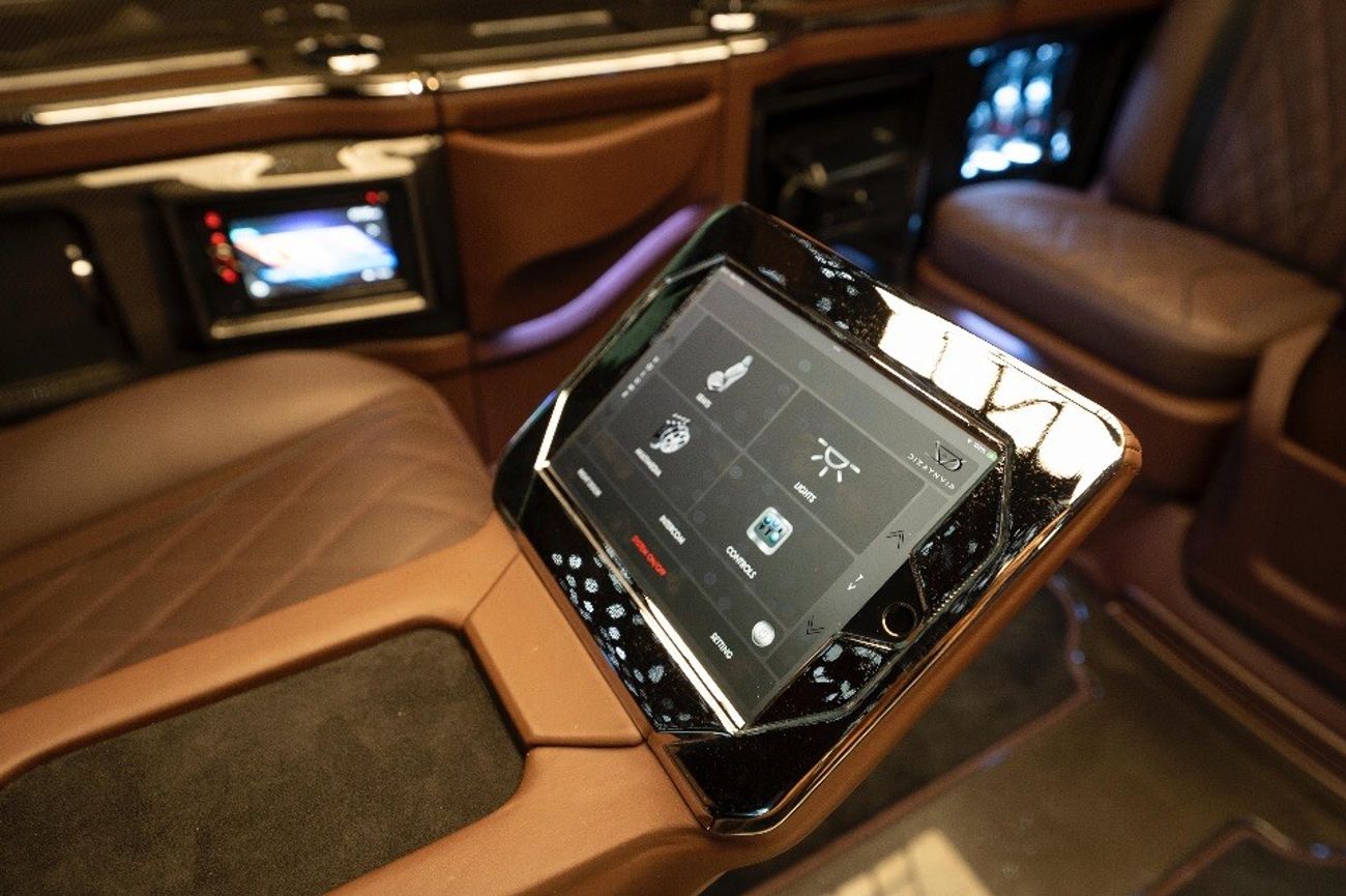 Mercedes-Benz V 250 2022 VVIP MERCEDES GCC V250 With Extra AC - Warranty by Vline Design