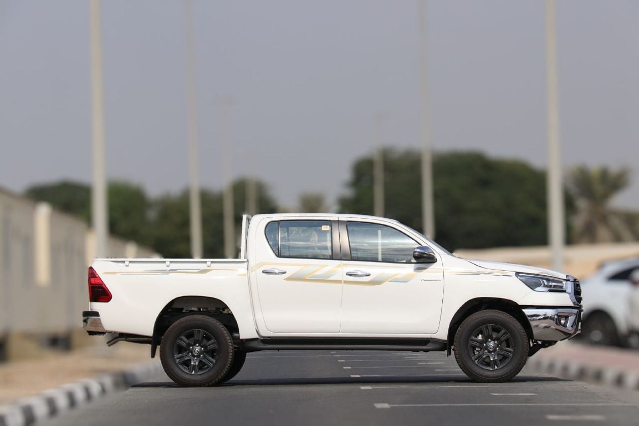 Toyota Hilux GLX 2.7L MT 2026 without push start