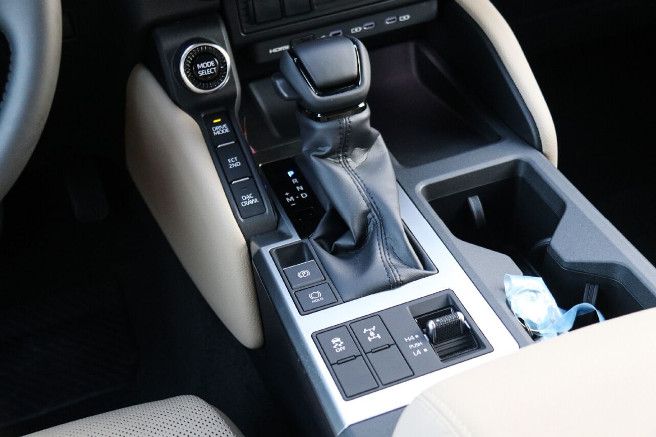 تويوتا برادو 2.7L Petrol / High Option / Sunroof / Driver Power With Leather Seats / 2024MY