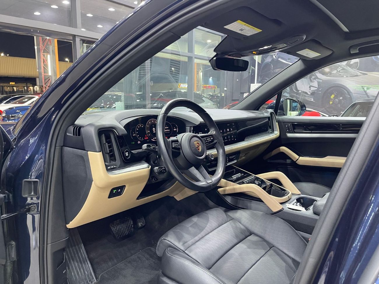 Porsche Cayenne Base