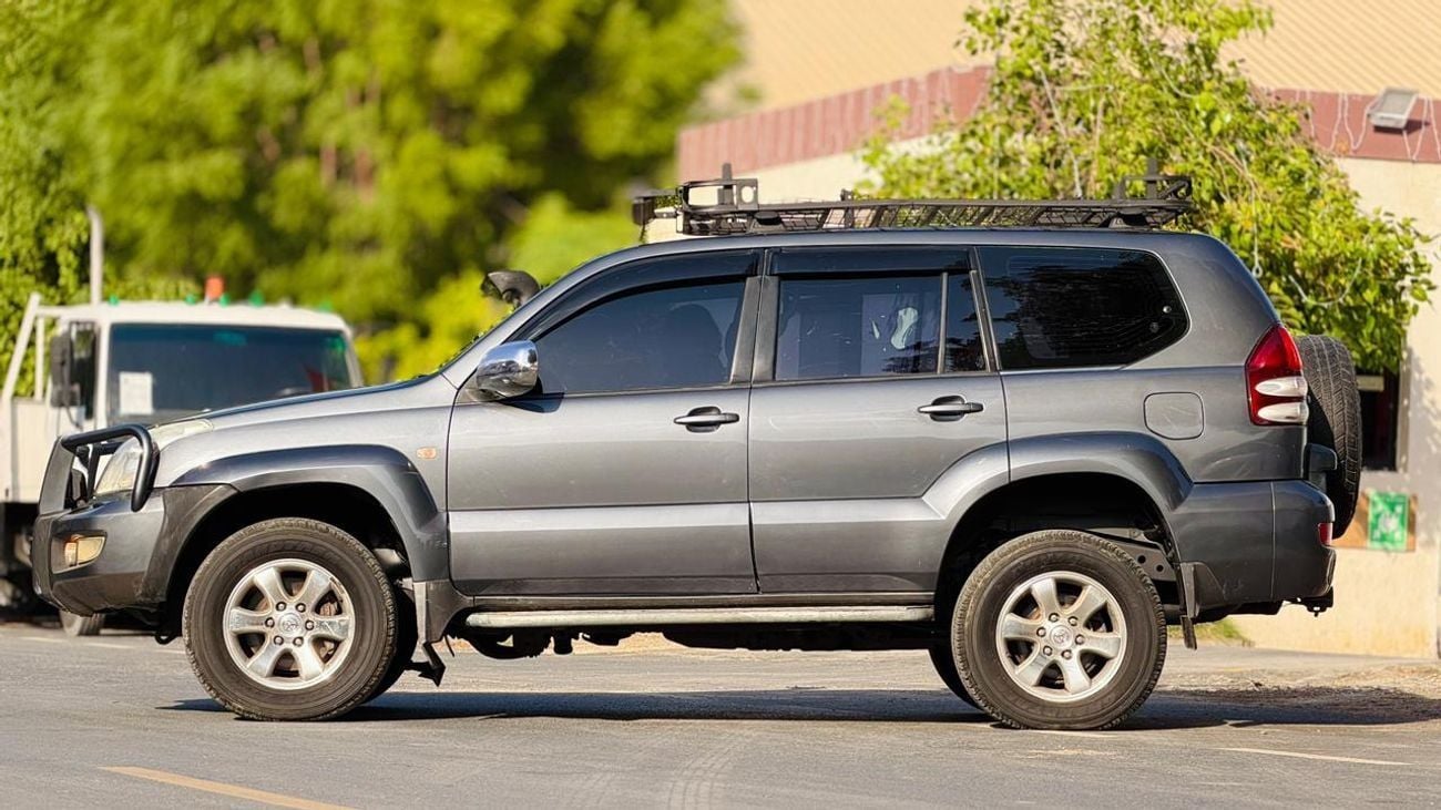 Toyota Prado 4.0 PETROL ENGINE | MANUAL TRANSMISSION | ROOF RACK - FRONT BUMPER WITH LED LIGHTS | RHD