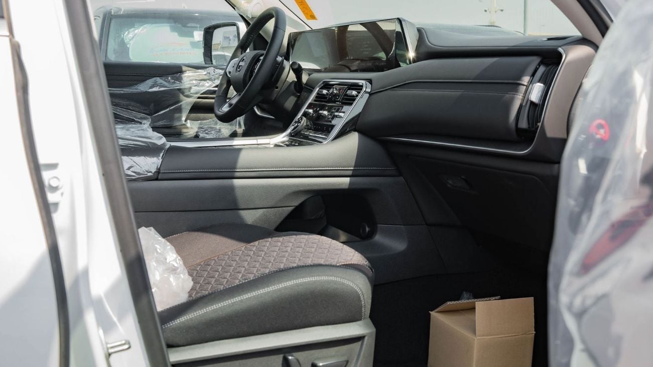 نيسان باترول 2026 Nissan Patrol XE 3.8L AT Petrol (White)