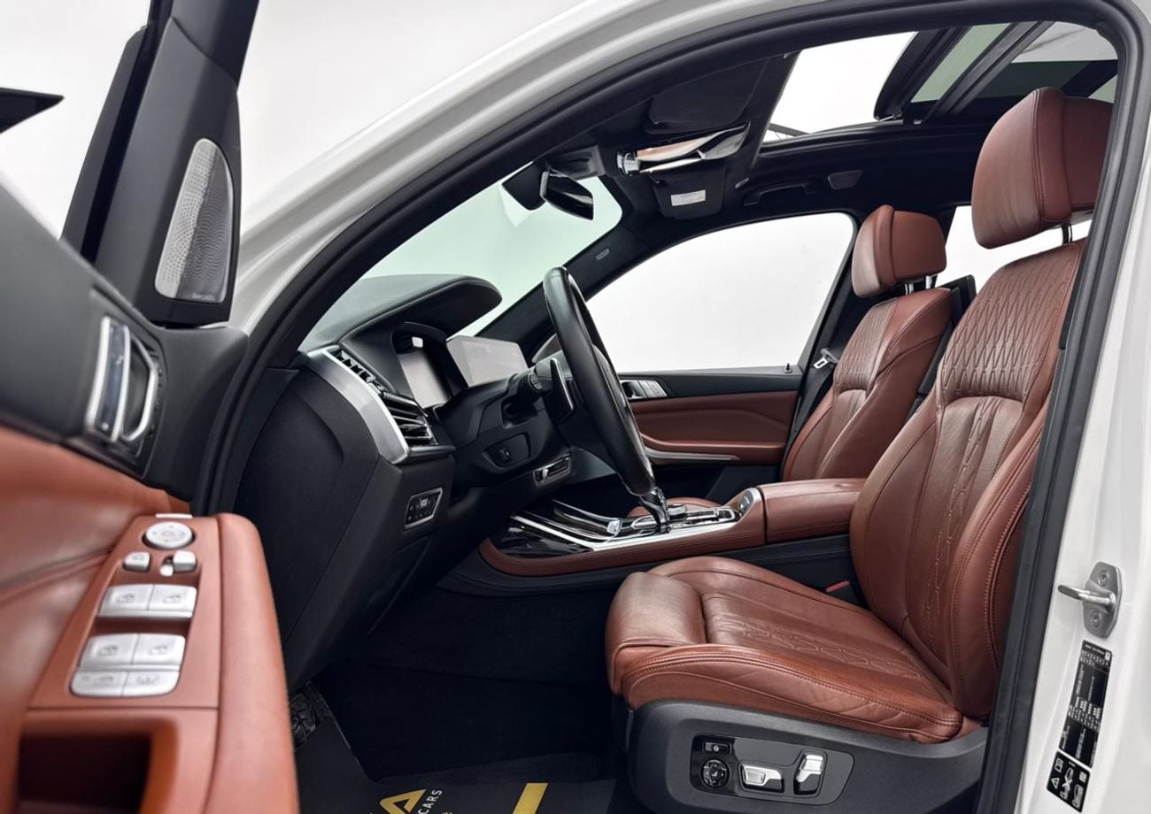 BMW X7 XDrive50i 4.4L 2019 BMW X7 xDrive50i M-Sport, 1 Year Warranty, Feb / 2027 BMW Service Pack, GCC