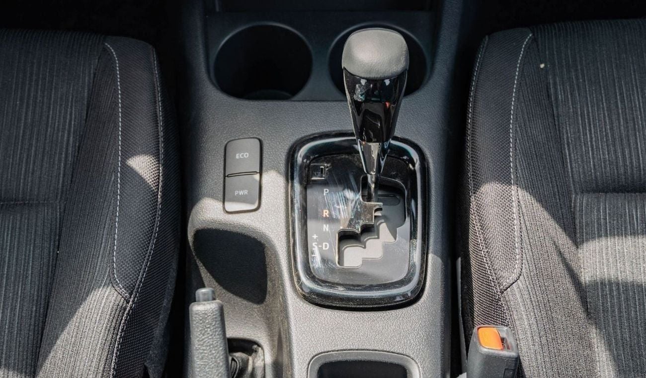 تويوتا هيلوكس 2025 Toyota Hilux Adventure 4.0L AT Petrol (Black)