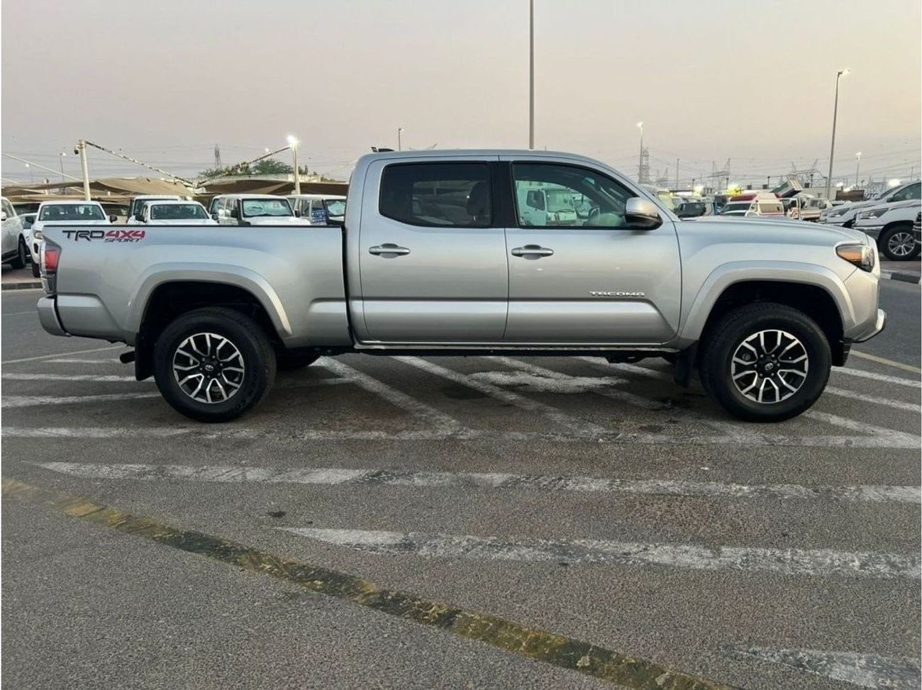 Toyota Tacoma 2023 TOYOTA TACOMA TRD SPORT - 4X4 - CREW CAB -  4 Door - 5 Seater - 3.5 L - V6 - Gasoline/ Petrol ⛽