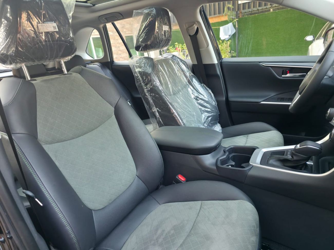 تويوتا راف ٤ 2.5L Adventure