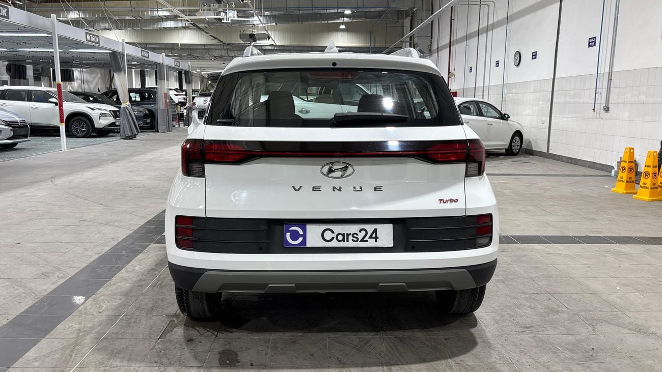 Hyundai Venue 2024 SMART | AED 665/Month | 0 DP | 30 Day Return | Warranty | Service History
