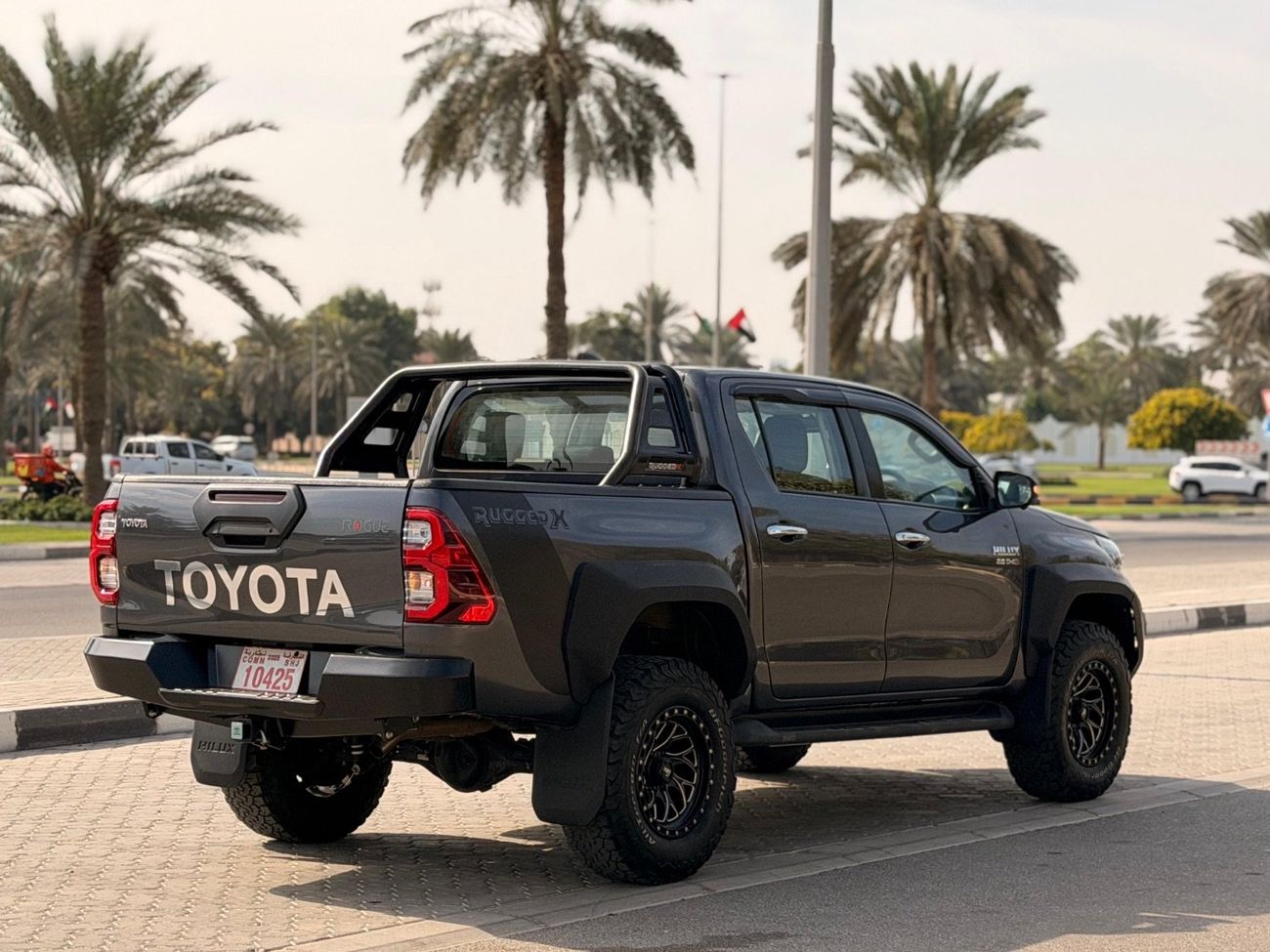 تويوتا هيلوكس Rogue export from Australia