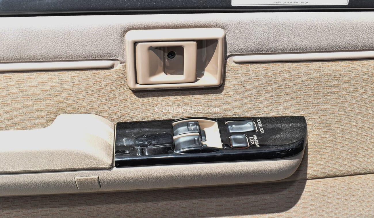 Toyota Land Cruiser Pick Up 4.0L V6 Petrol