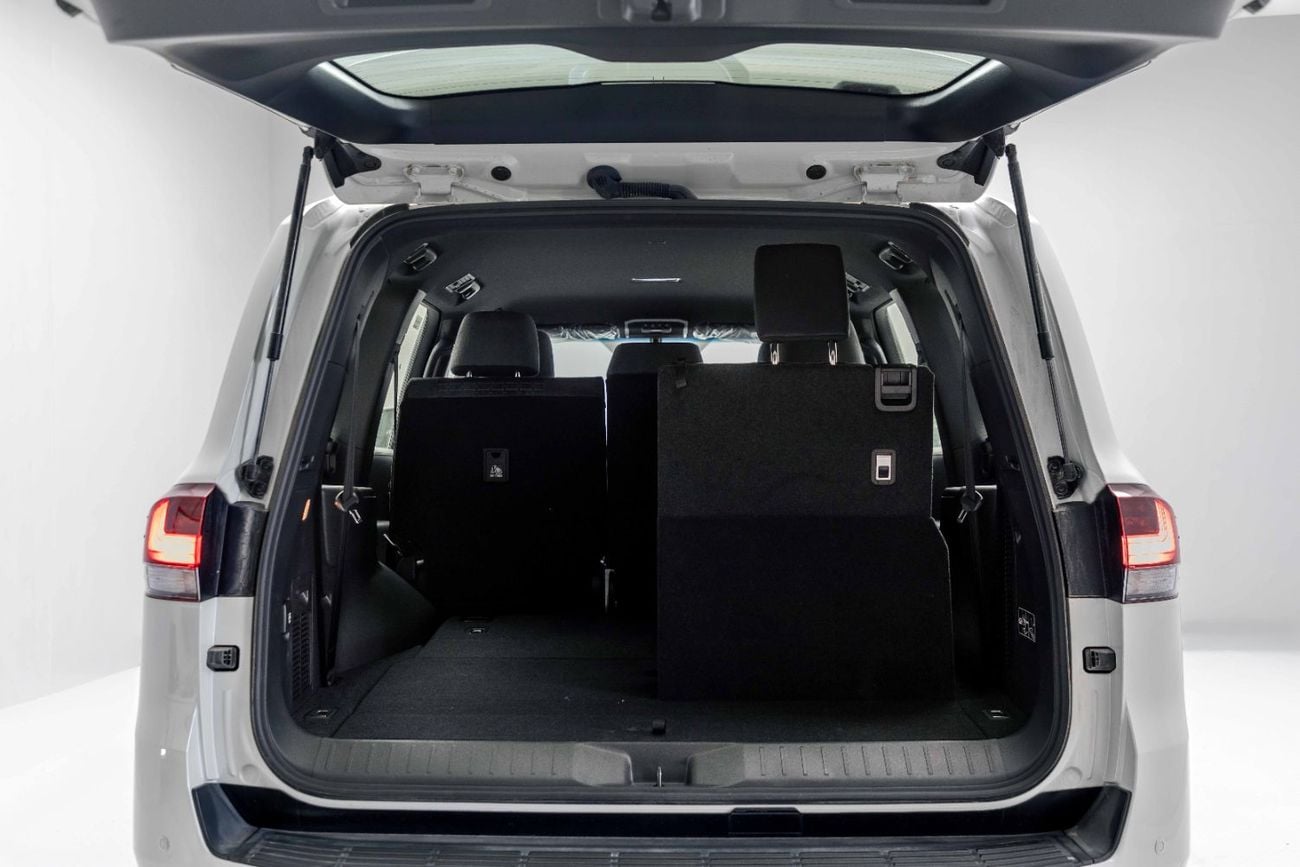 Toyota Land Cruiser LC300 EXR 3.3L - Pearl White Inside Black | Export Only