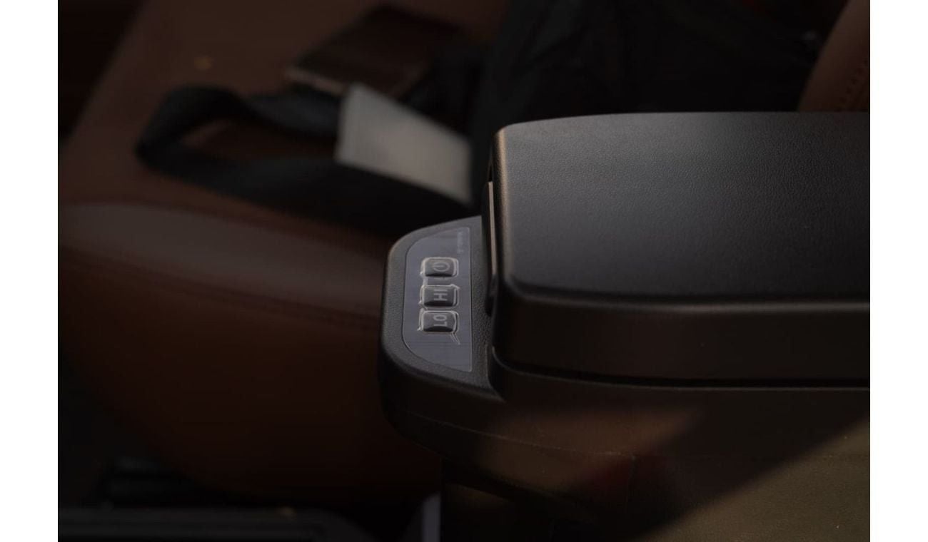 تويوتا لاند كروزر 70 TOYOTA LAND CRUISER 4.5 V8 DIESEL HTOP 5 DOOR