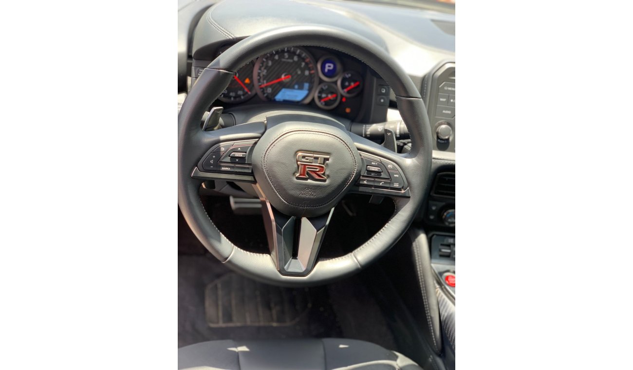 نيسان جي تي ار BRAND NEW NISSAN GT-R 2018 (5 CARS AVAILABLE WITH DIFFERENT COLORS)