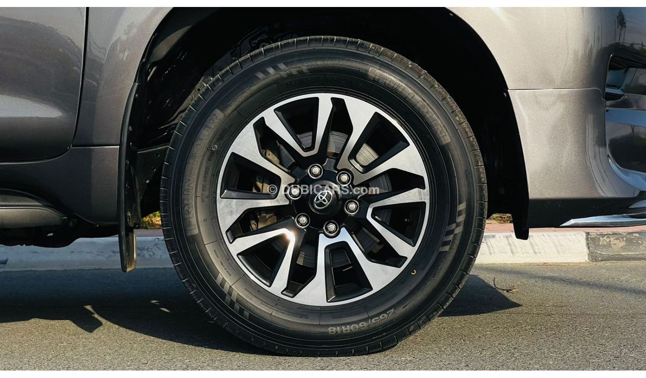 Toyota Prado TX-L | FACELIFTED TO 2023 | SUNROOF | FULL OPTION | 4WD | V6 | LEFT-HAND DRIVE |