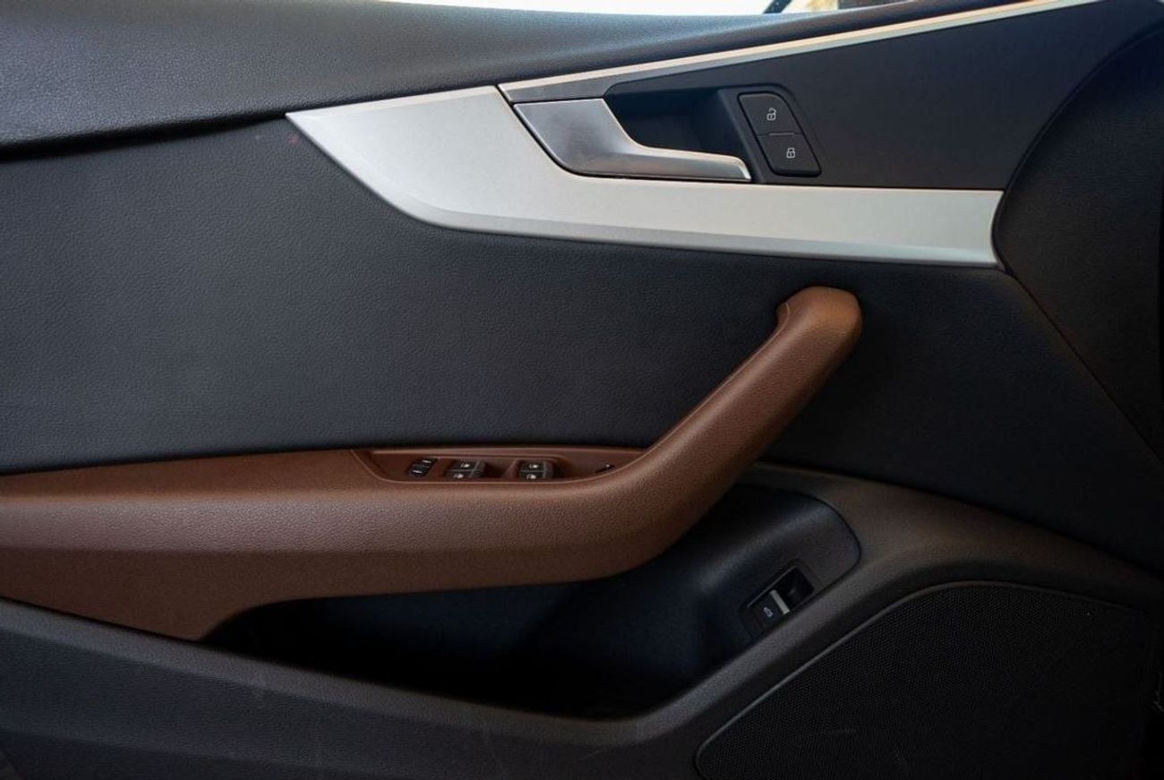 Audi A4 40 TFSI Design S-Line 2.0L