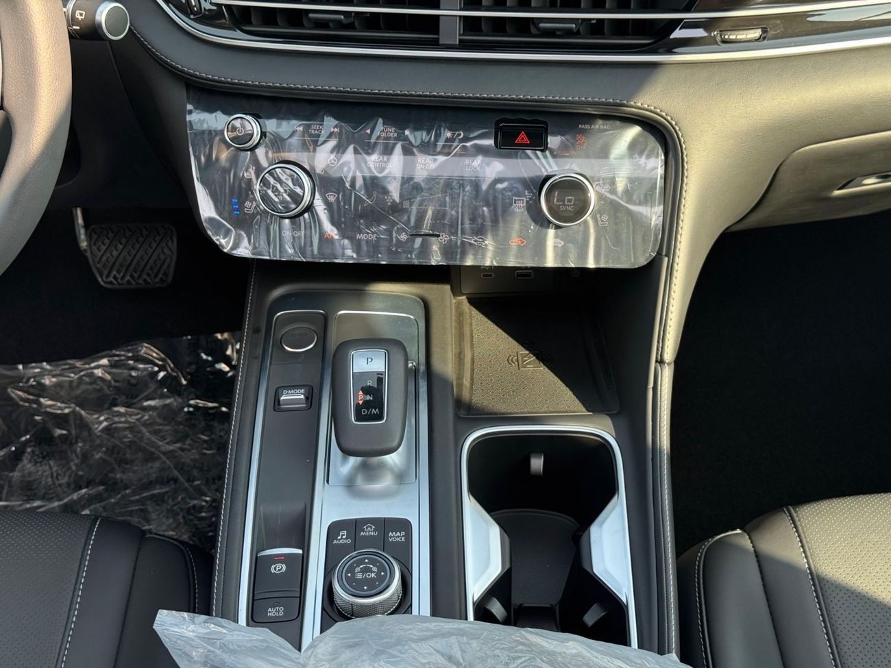 Infiniti QX60 3.5L Luxe V6 AWD GCC 2024 Export ONLY @ 153,000 AED