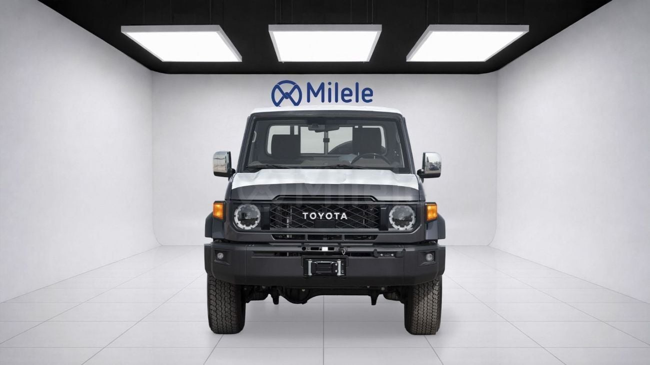 Toyota Land Cruiser Pickup 70 LX SC