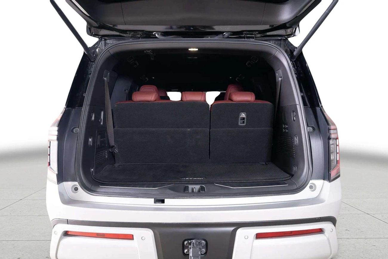 Nissan Patrol SE Platinum City 5.6L SE PLATINUM CITY 3.8