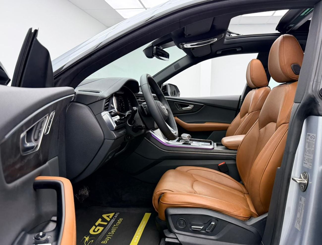 Audi Q8 2023 Audi Q8 55 TFSI Quattro S-Line, 2028 Audi Warranty + Service Pack, Low Km, Fully Loaded, GCC