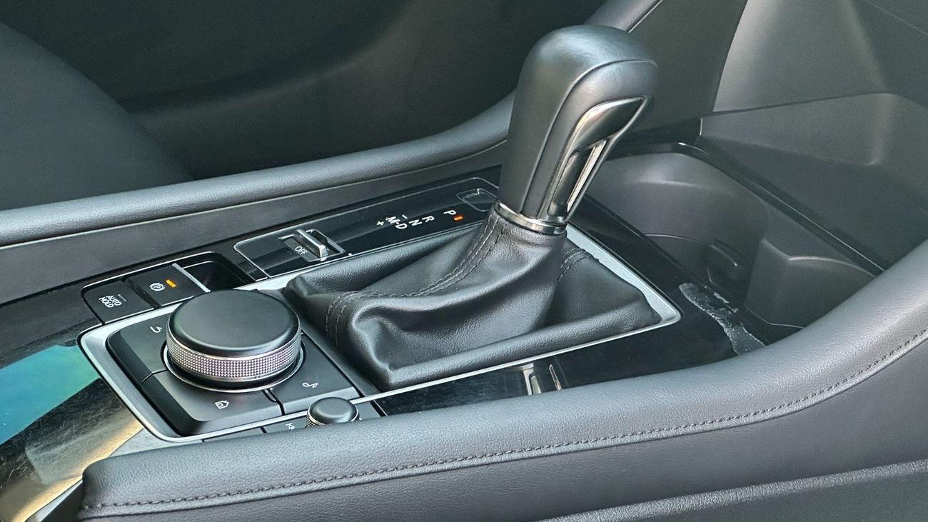 مازدا 3 Intense 2.0L 2024 GCC Agency Warranty Low Mileage 4 Cylinders