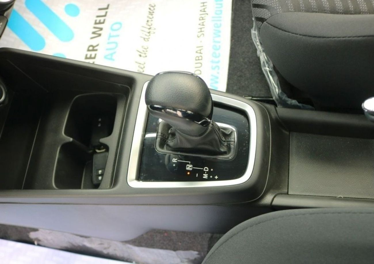 Suzuki Swift GLX | PUSH START | BLUETOOTH/RADIO | AUTO AC | PARKING SENSORS | KEYLESS GO | 2024