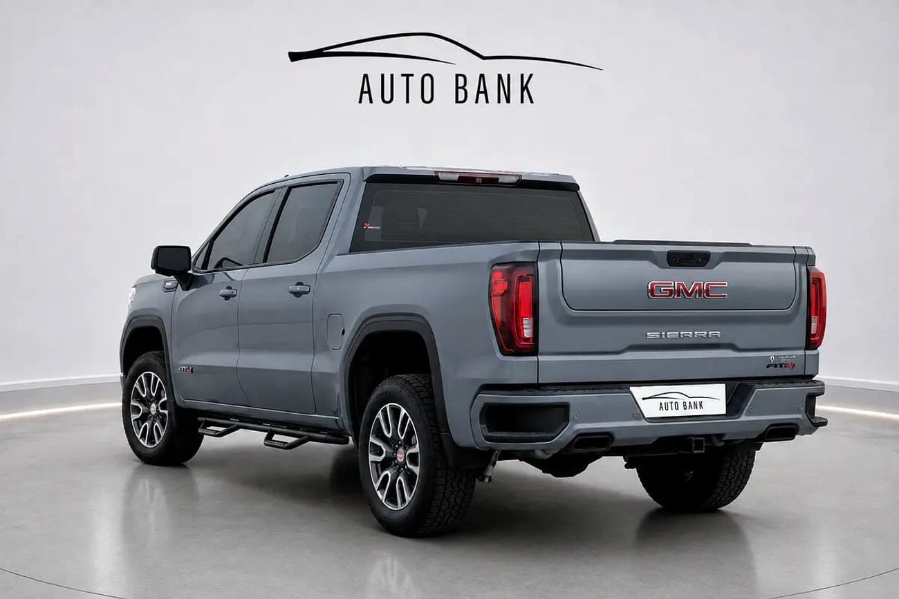 GMC Sierra 1500 CREWCAB AT4 | GCC Specs | Low Mileage | Off-Road Ready