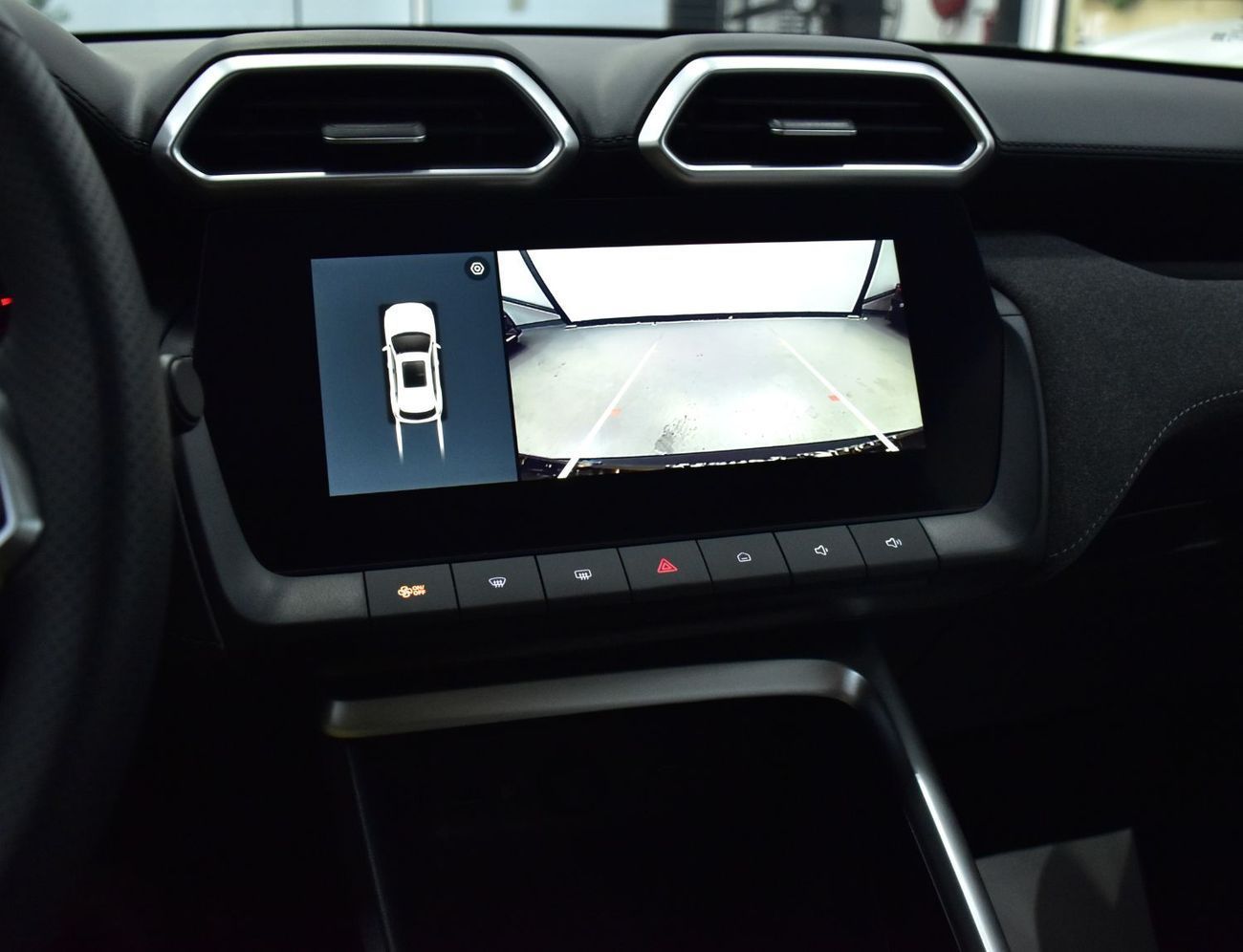 أم جي ZS EXCELLENT DEAL for our MG ZS 1.5L ( 2026 Model ) in Green Color GCC Specs