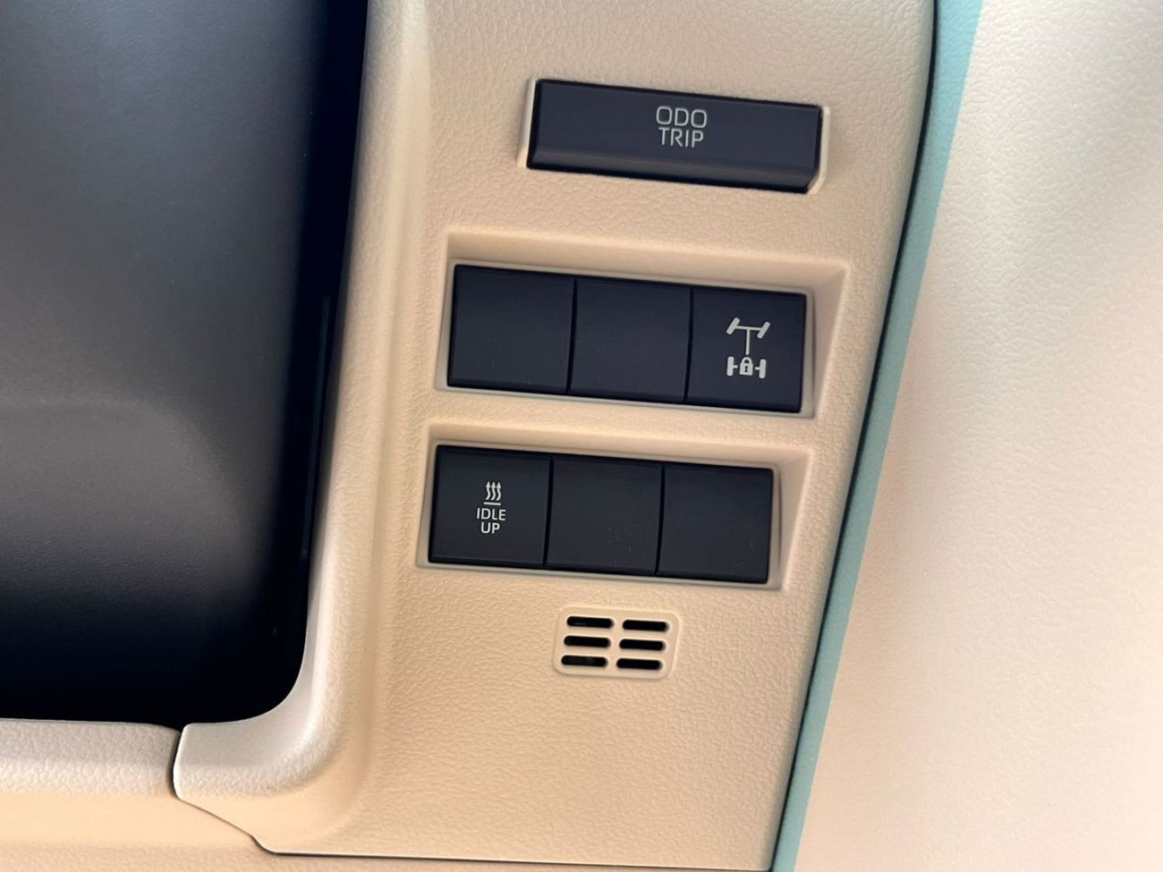 تويوتا لاند كروزر GXR3 3.3L