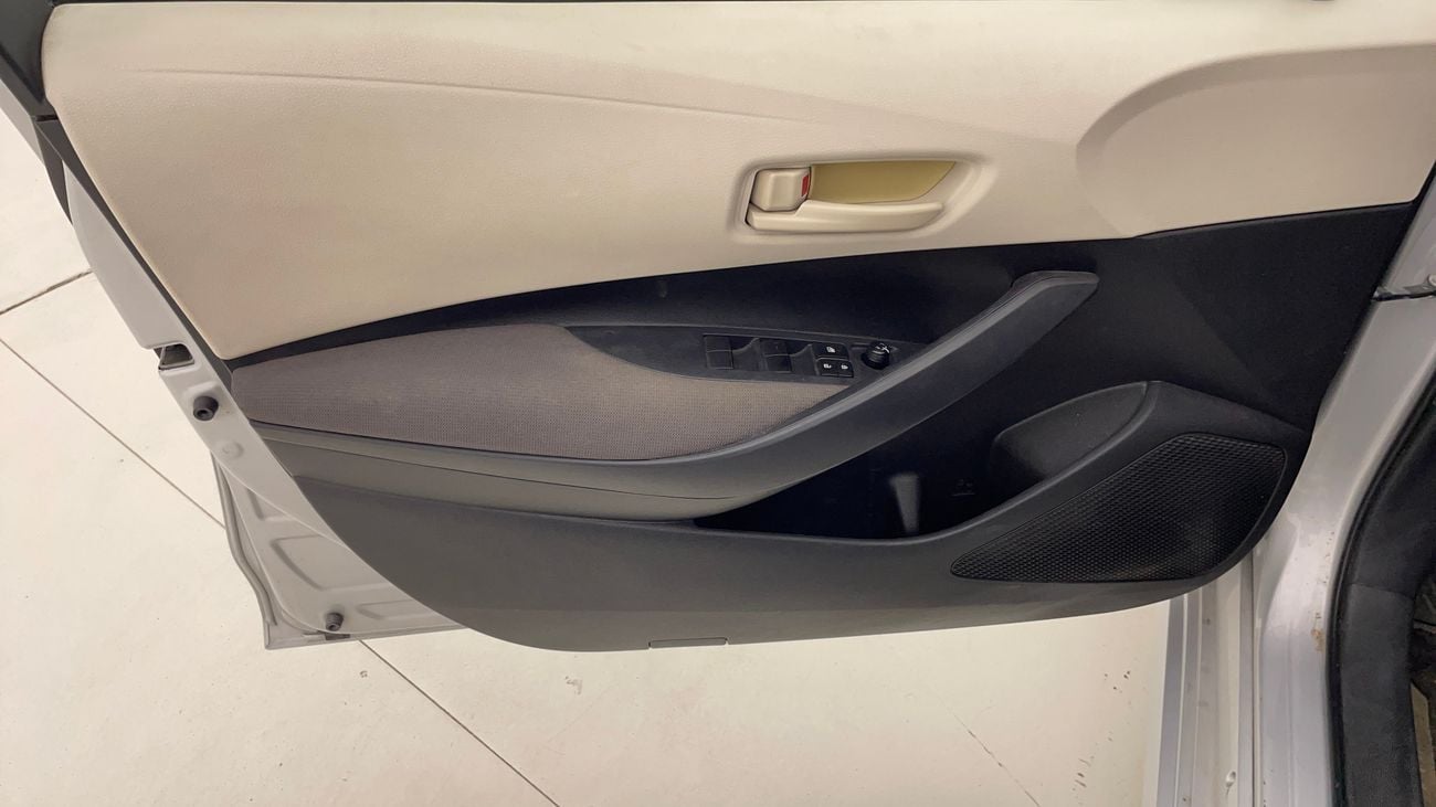 تويوتا كورولا XLI 1.6 | بدون دفعة مقدمة | اختبار القيادة في المنزل