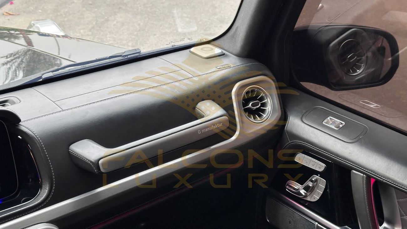 Mercedes Benz G63 AMG MANUFAKTUR EXCLUSIVE PLUS Mercedes-Benz G-Class 2021 G 63 AMG GCC Specs ORIGINAL PAINT