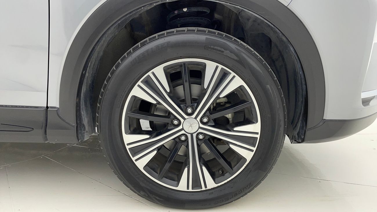 Mitsubishi Eclipse Cross GLX MID LINE 1.5 | Zero Down Payment | Free Home Test Drive