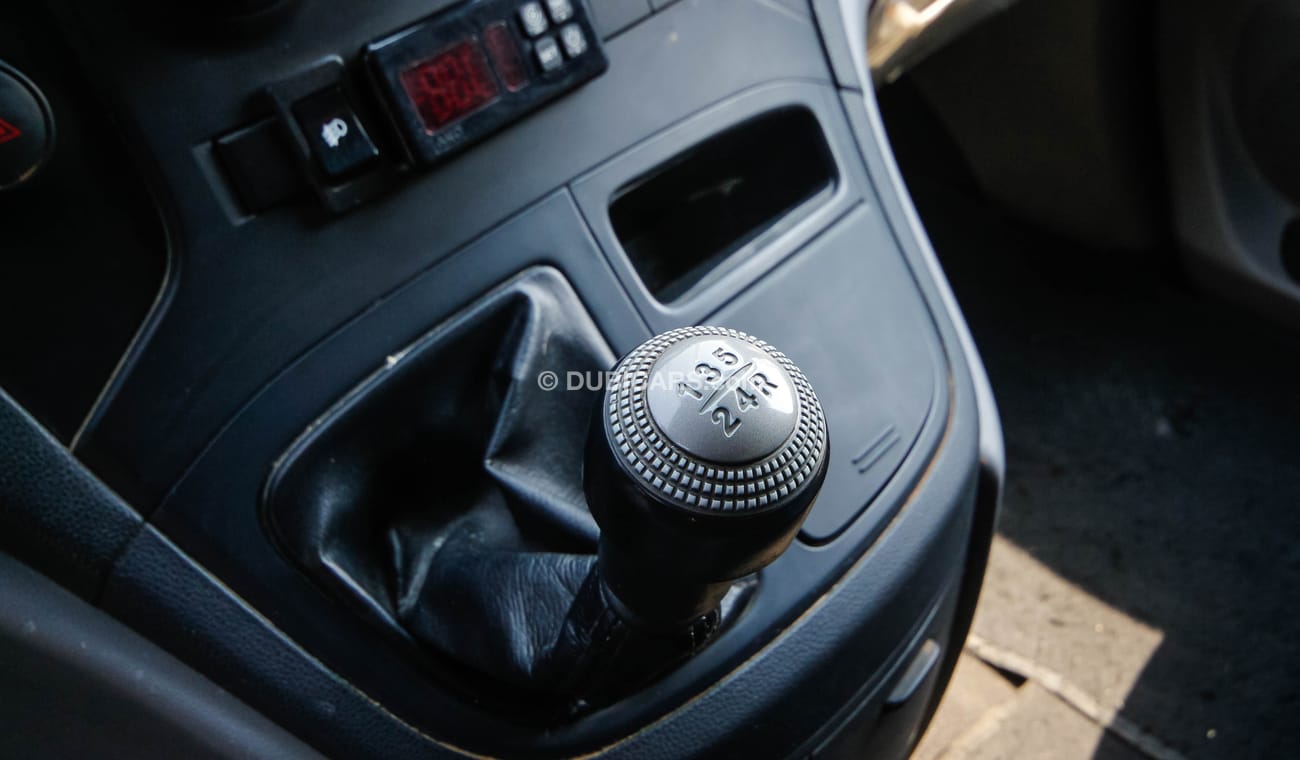 Hyundai H-1 Reefer Van