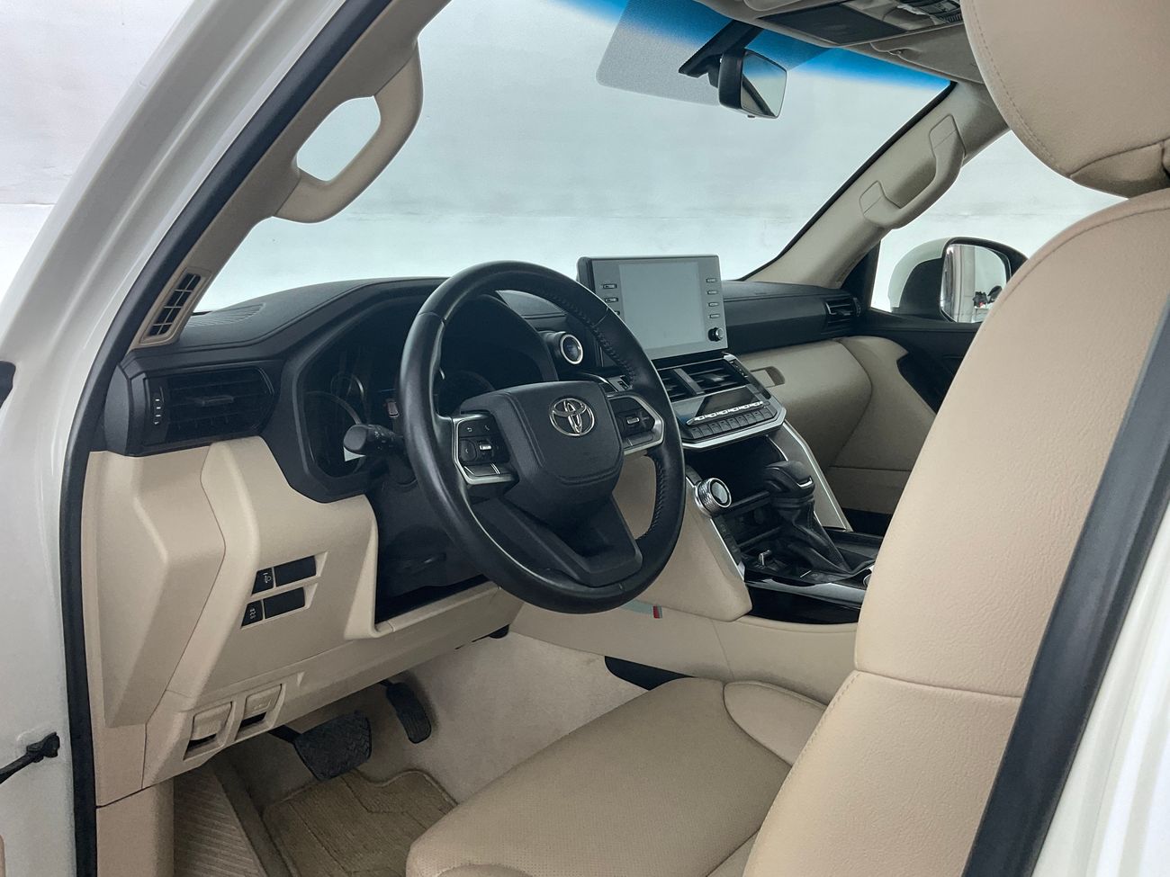 تويوتا لاند كروزر Black Edition (EXR) | شامل الضمان | 0 ﺪﻔﻋﺓ ﺃﻮﻟﻯ