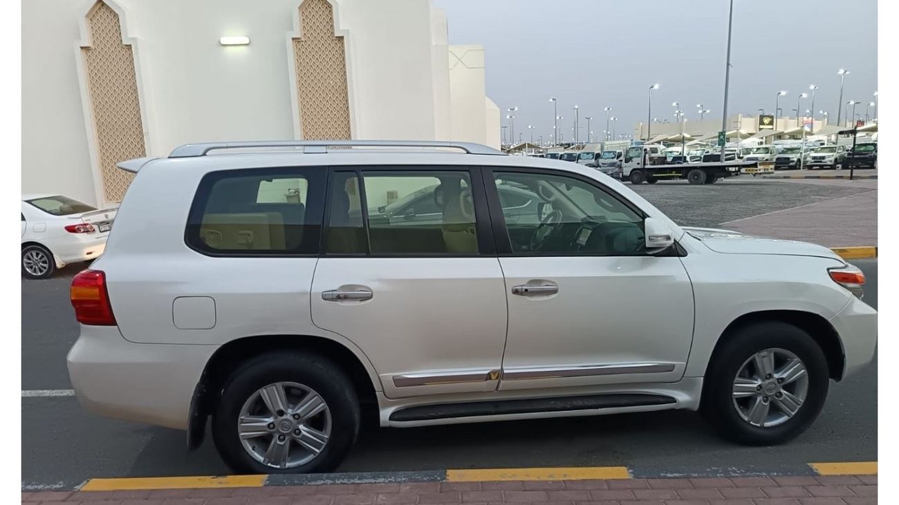 Toyota Land Cruiser 2014 gxr v6