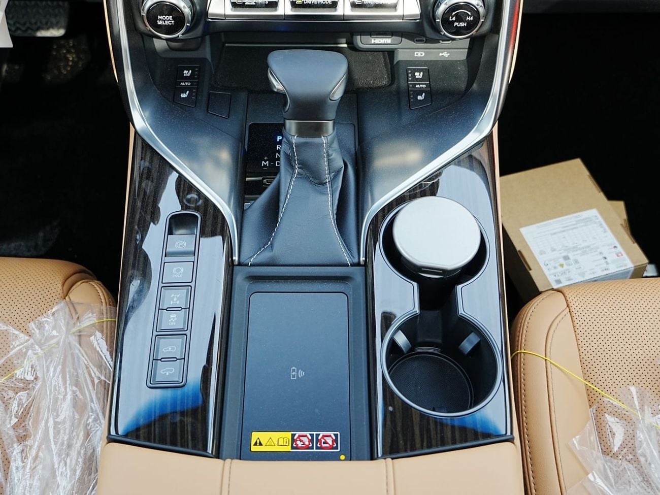 Lexus LX600 SIGNATURE LX600 3.5 TT signature 2026 GCC full 25 speaker