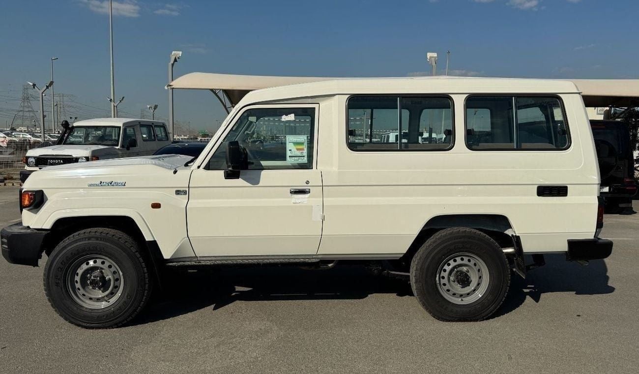 Toyota Land Cruiser 70 LC 78 HARDTOP 4.0L MT LC 78 4.0L GASOLINE MANUAL TRANSMISSION MODEL YEAR 2026