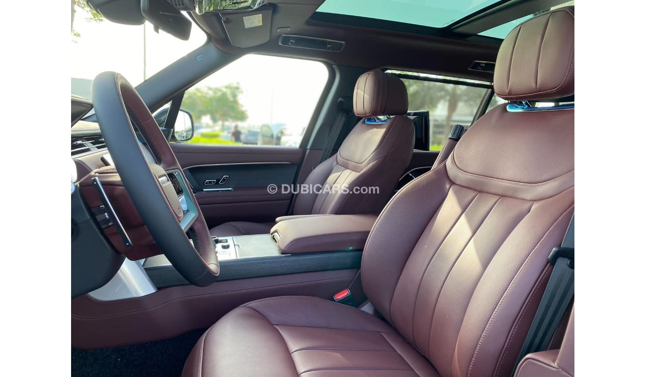 Land Rover Range Rover LWB AUTOBIOGRAPHY GCC SPEC UNDER WARRANTY AND SERVICE