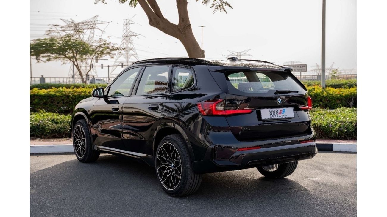 BMW X1 2024 BMW X1 SDRIVE20i Night Packeg Black 1.5L 0KM