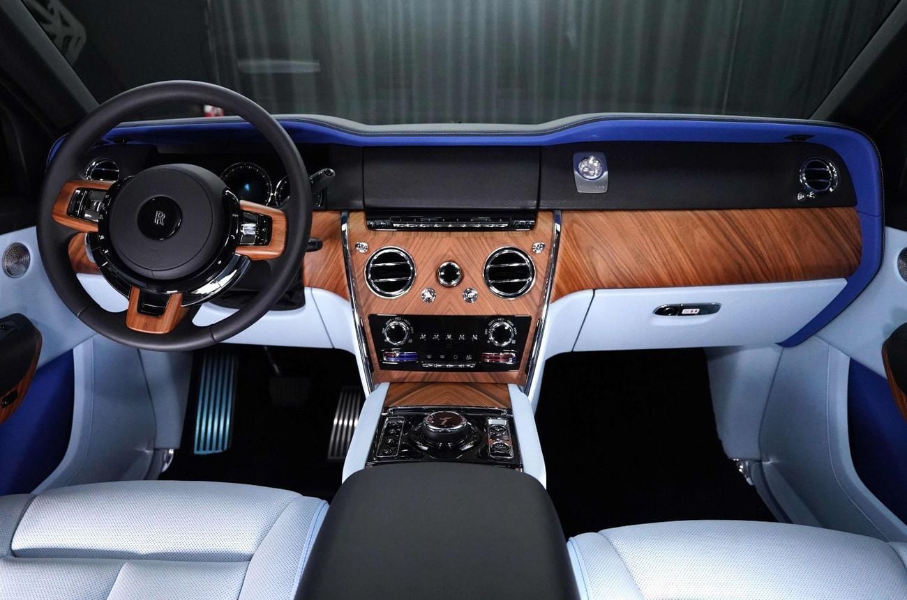 Rolls-Royce Onyx Cullinan | LIMITED OFFER | IMMACULATE CONDITION | 2019 | V12 | 563 HP | 3-YEAR WARRANTY AND SERVICE