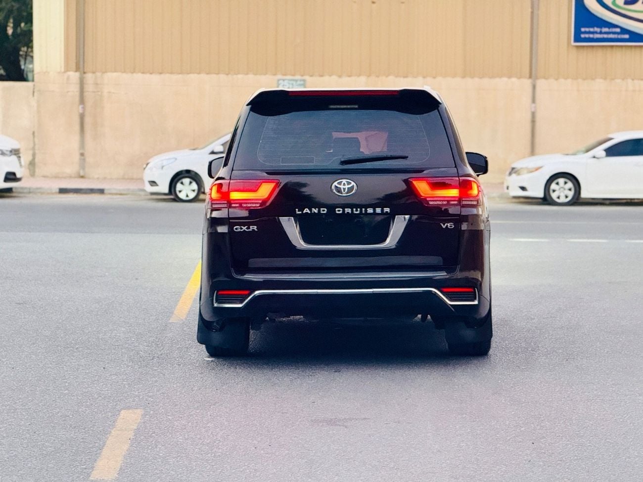 Toyota Land Cruiser GXR