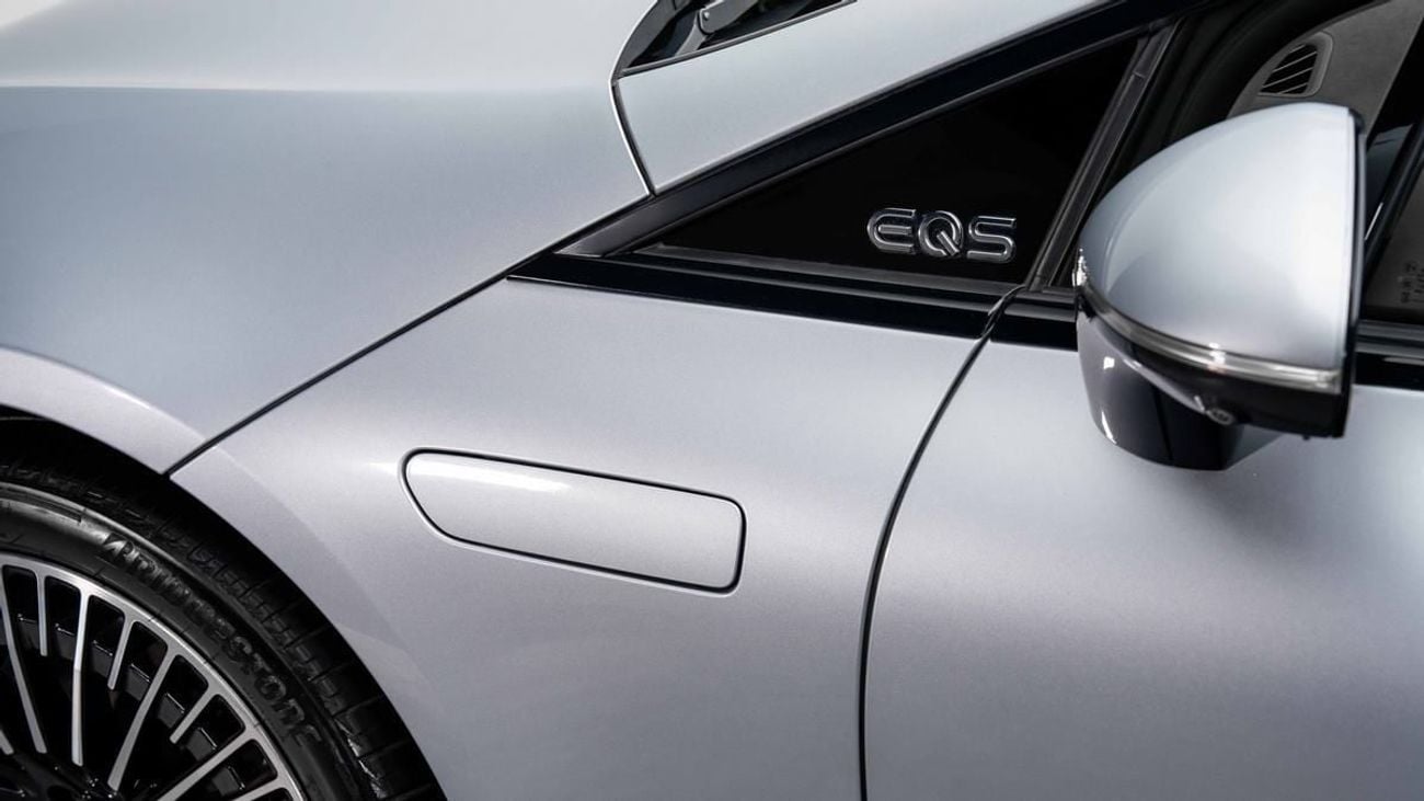 مرسيدس بنز EQS 580 - 2022 - GCC Specs