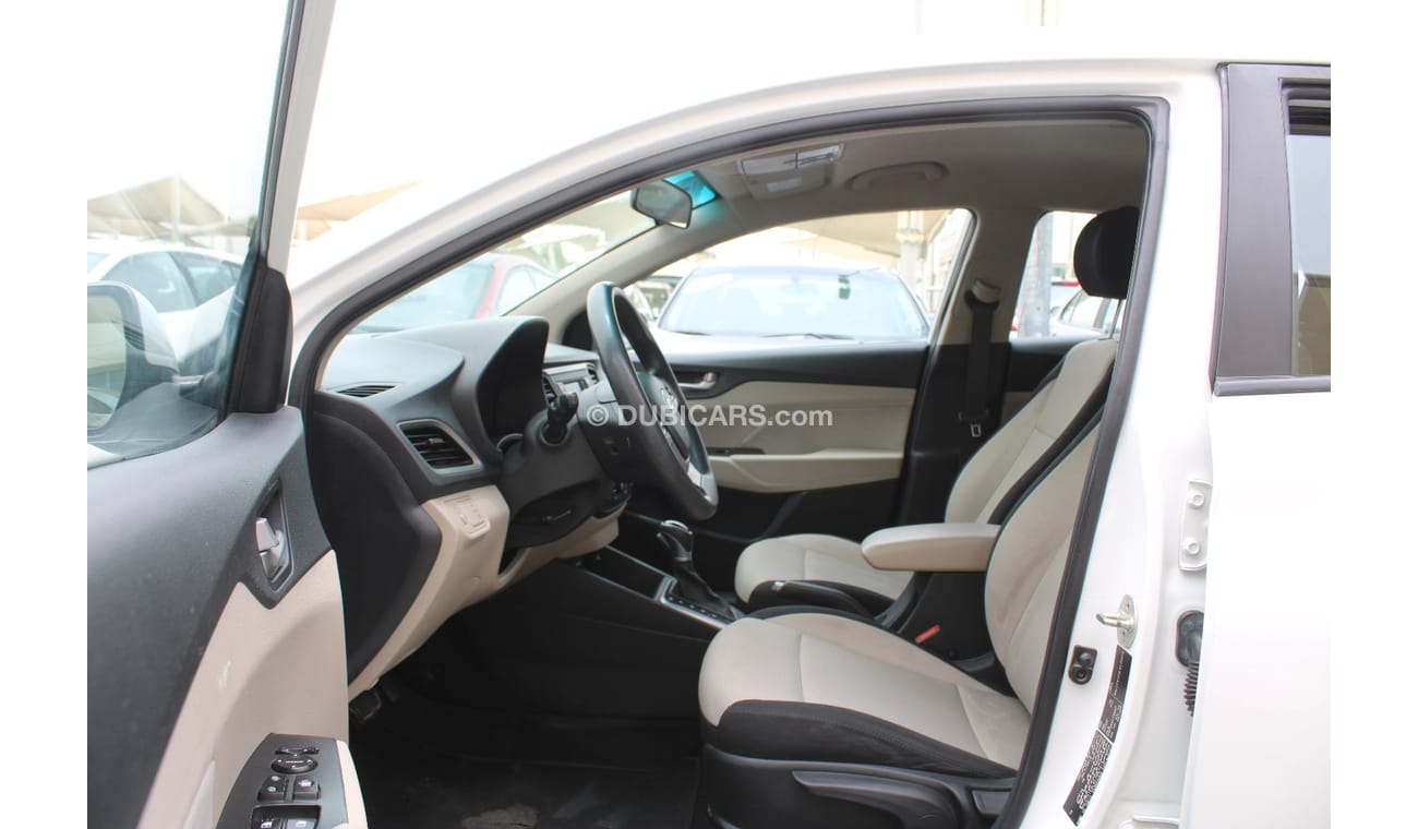 هيونداي أكسنت GLS خالية من الحوادث - خليجي - صبغة الوكالة - مكينة 1600 سي سي