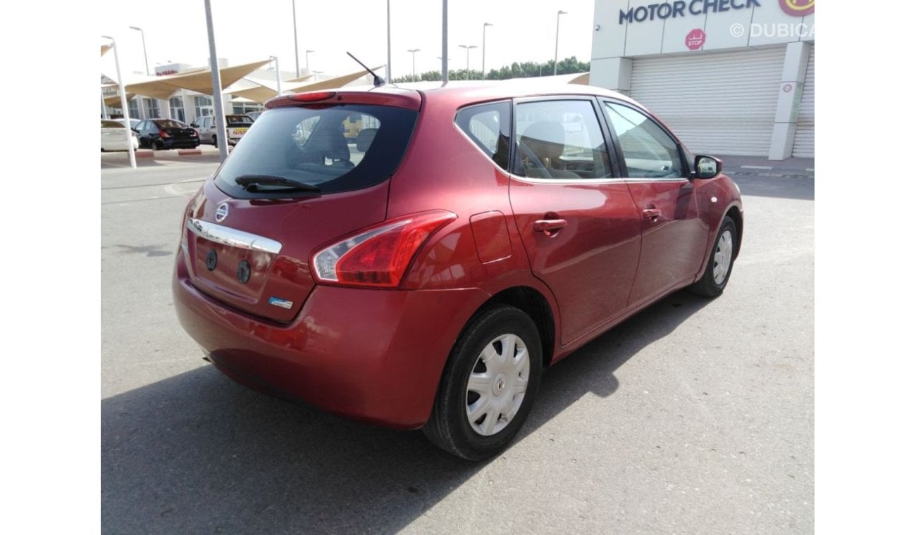 Nissan Tiida 2015 gcc very celen car