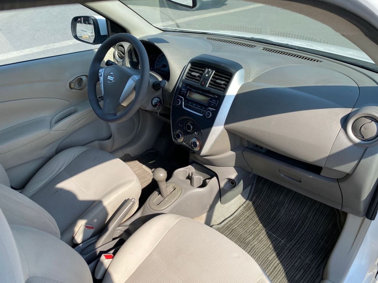 Nissan Sunny SV